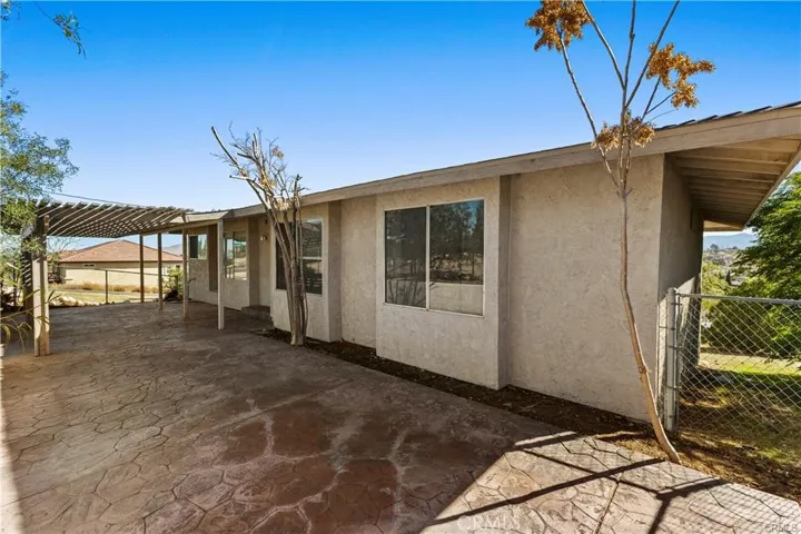 8405 Buckthorn Ave, Hesperia, California 92345