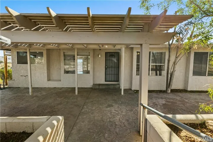 8405 Buckthorn Ave, Hesperia, California 92345