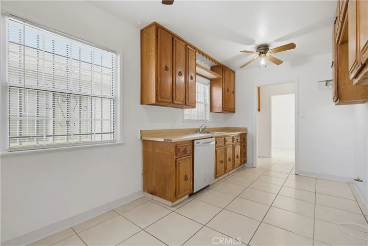 904 N Evers Avenue, Compton, California 90220
