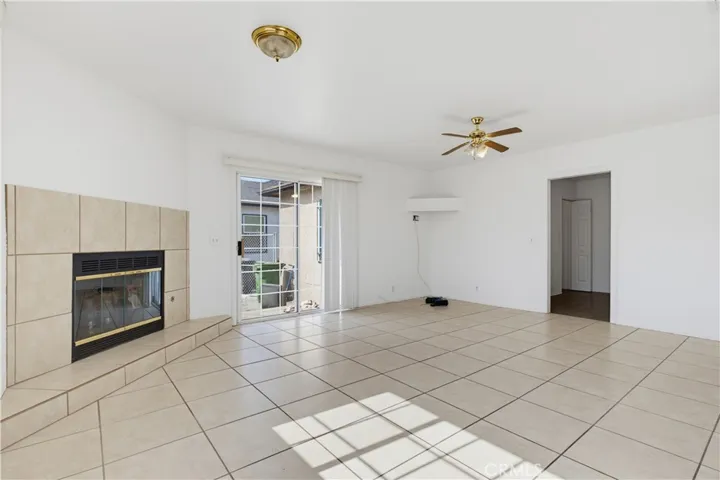 904 N Evers Avenue, Compton, California 90220