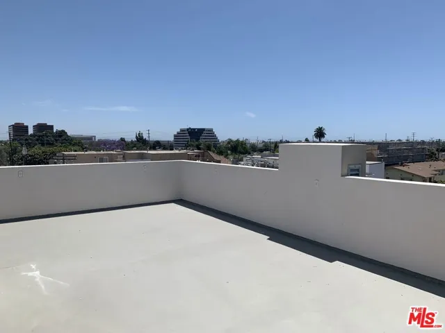1721 Granville Avenue 2, Los Angeles, California 90025