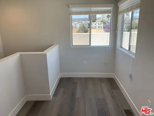 1721 Granville Avenue 2, Los Angeles, California 90025