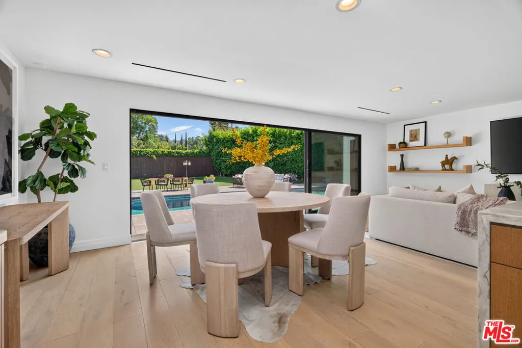 14348 Roblar Place, Sherman Oaks, California 91423 — photo 4