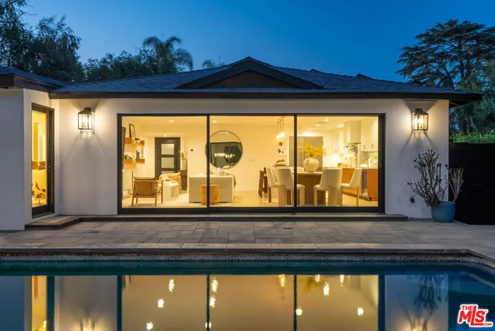 14348 Roblar Place, Sherman Oaks, California 91423