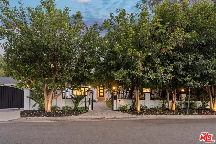 14348 Roblar Place, Sherman Oaks, California 91423