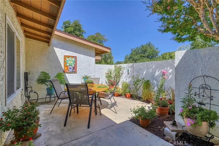 19368 Avenue Of The Oaks, Newhall, California 91321 — photo 4