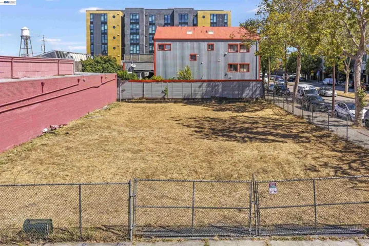 3020 San Pablo Ave, Berkeley, California 94702
