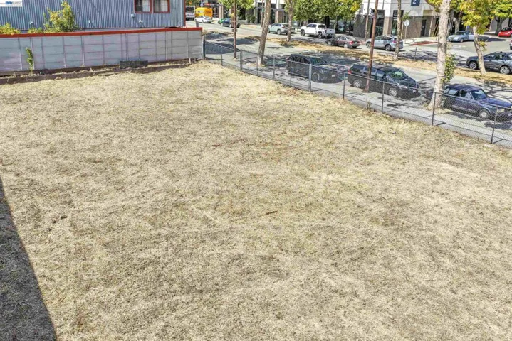 3020 San Pablo Ave, Berkeley, California 94702