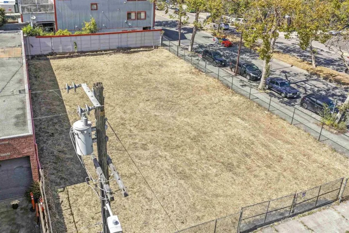 3020 San Pablo Ave, Berkeley, California 94702