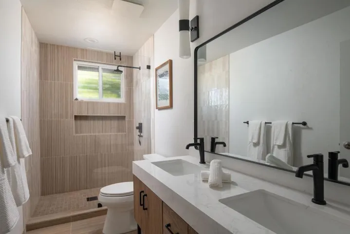4922 Randall St, San Diego, California 92109