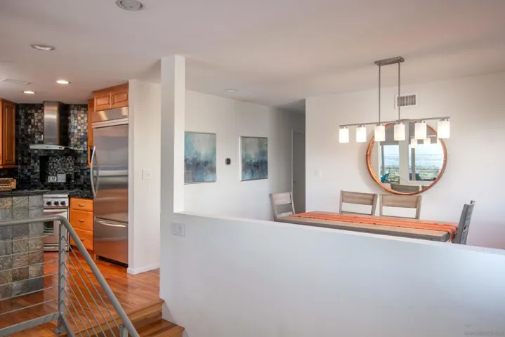 4922 Randall St, San Diego, California 92109