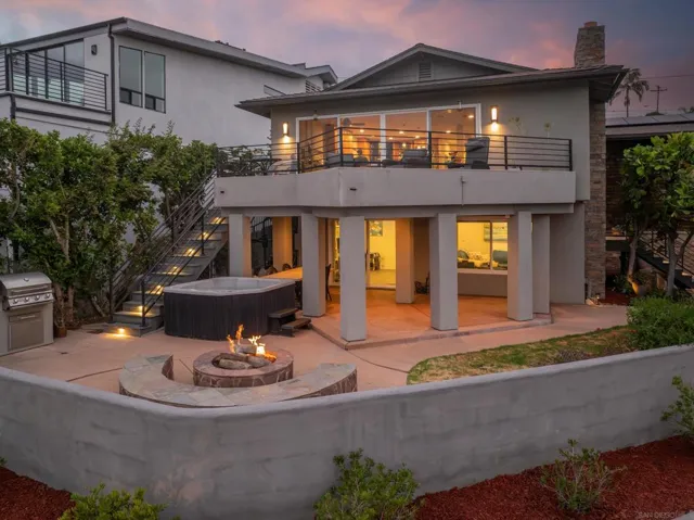 4922 Randall St, San Diego, California 92109