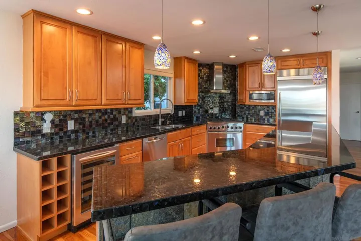 4922 Randall St, San Diego, California 92109