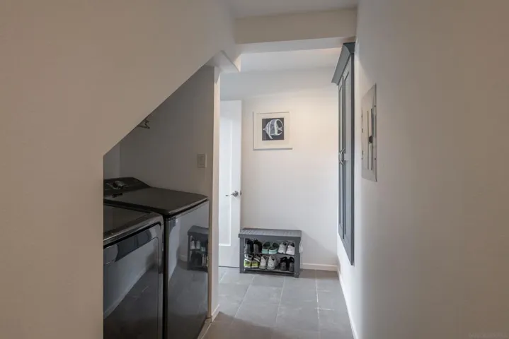 4922 Randall St, San Diego, California 92109