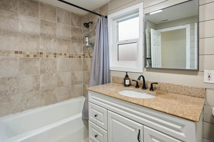 Primary Bath/Spa