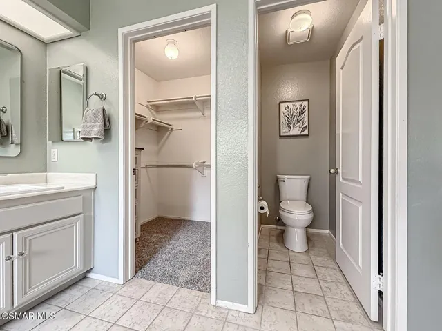fPrimary Bedroom Suite11