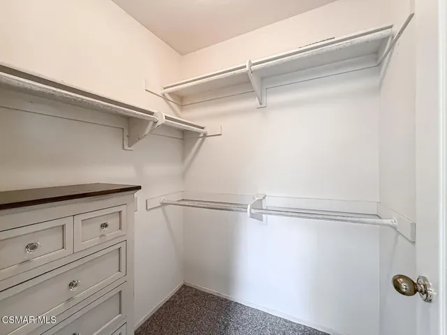 fPrimary Bedroom Suite12