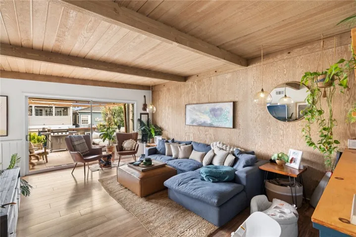 122 Agate, Newport Beach, California 92662