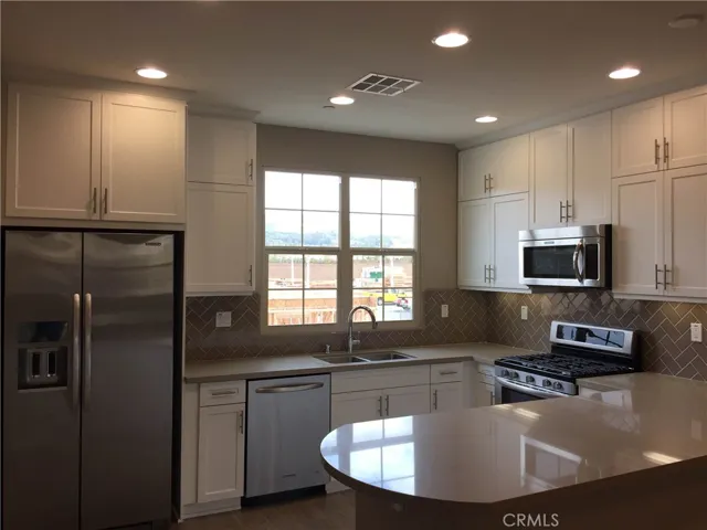 132 Capricorn, Irvine, California 92618