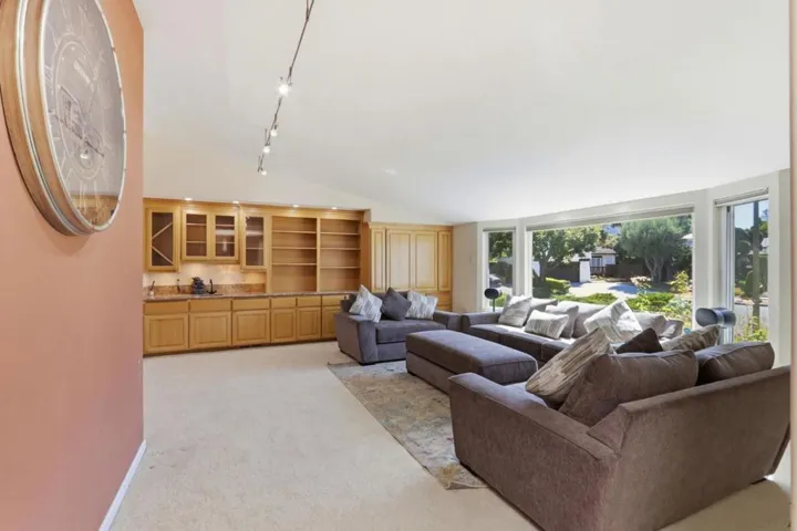 6124 Corte De La Reina, San Jose, California 95120