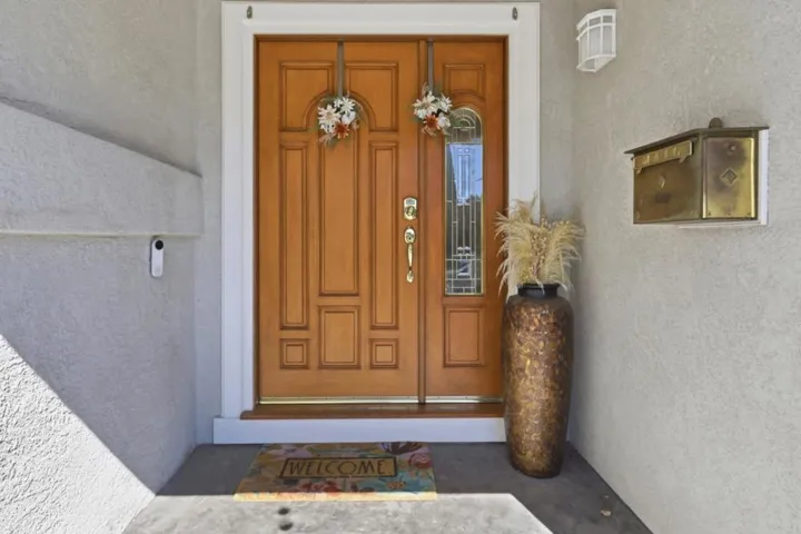 6124 Corte De La Reina, San Jose, California 95120