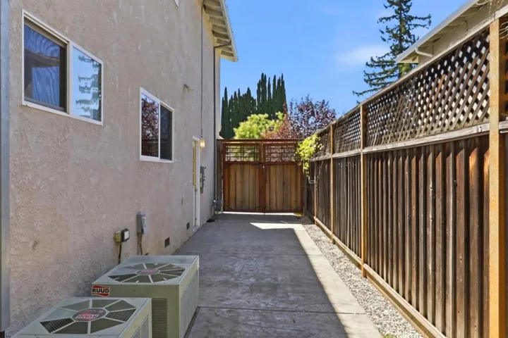 6124 Corte De La Reina, San Jose, California 95120