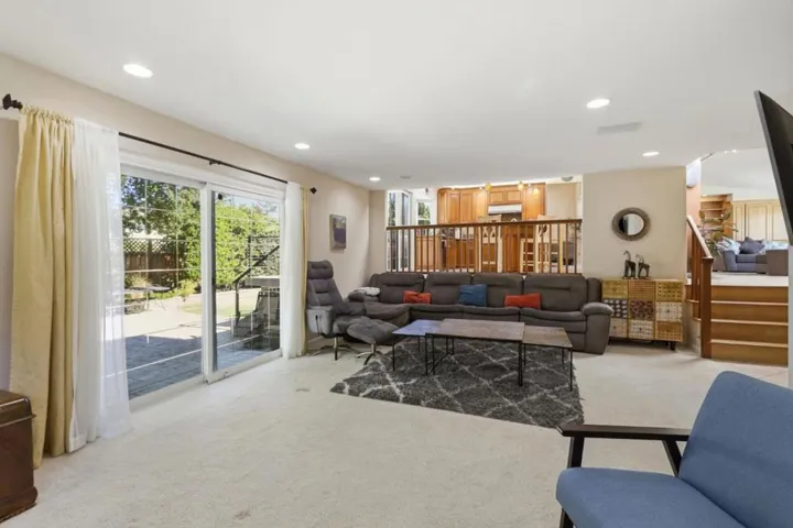 6124 Corte De La Reina, San Jose, California 95120