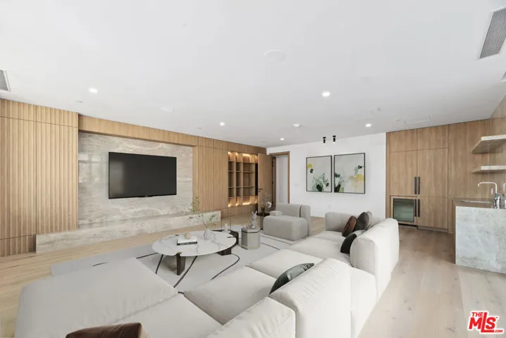 230 W Olympic Boulevard Ph 2, Los Angeles, California 90015