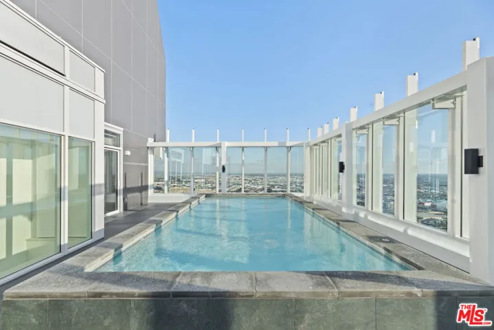 230 W Olympic Boulevard Ph 2, Los Angeles, California 90015