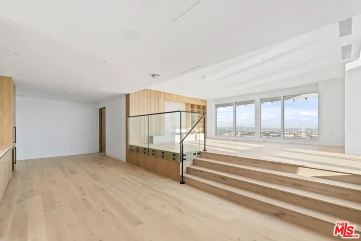 230 W Olympic Boulevard Ph 2, Los Angeles, California 90015