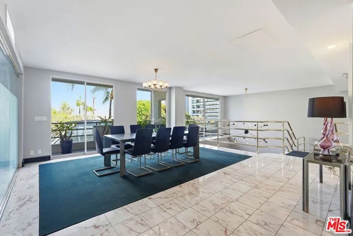 1131 Alta Loma Road 326, West Hollywood, California 90069