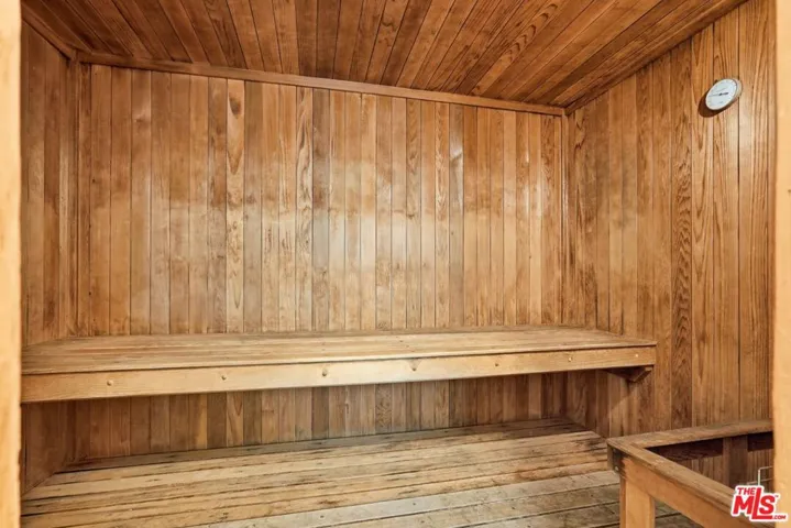 1131 Alta Loma Road 326, West Hollywood, California 90069