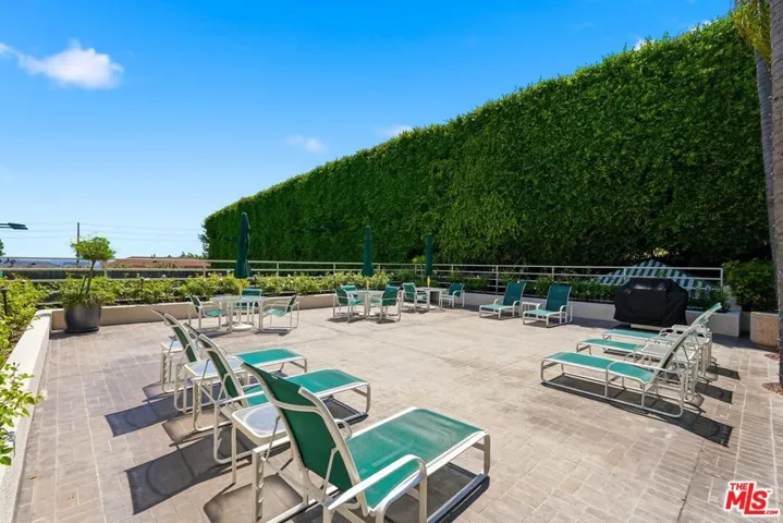 1131 Alta Loma Road 326, West Hollywood, California 90069