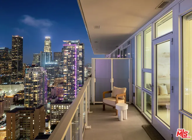 230 W Olympic Boulevard Ph 3, Los Angeles, California 90015