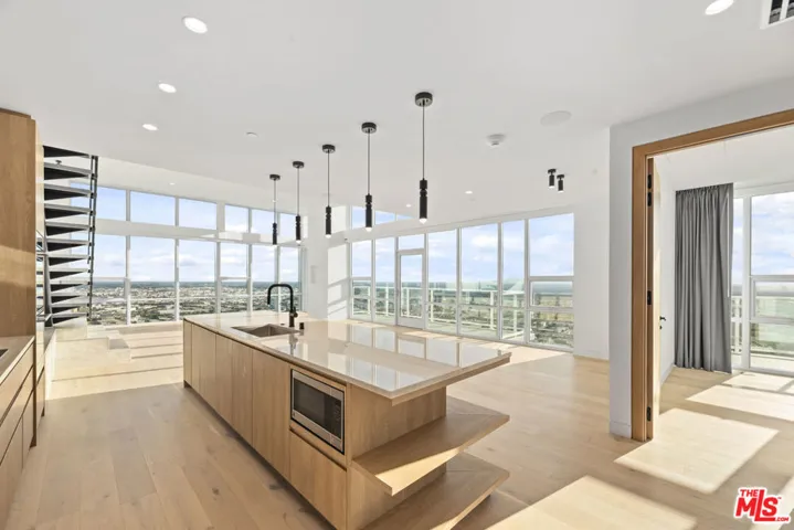 230 W Olympic Boulevard Ph 3, Los Angeles, California 90015