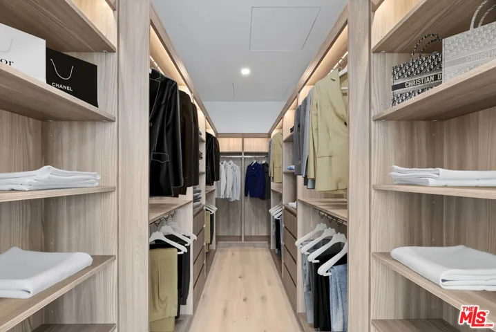 230 W Olympic Boulevard Ph 3, Los Angeles, California 90015
