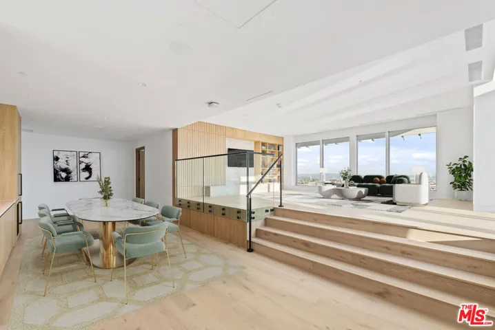 230 W Olympic Boulevard Ph 3, Los Angeles, California 90015