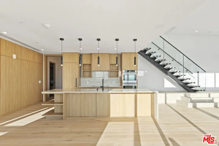 230 W Olympic Boulevard Ph 3, Los Angeles, California 90015