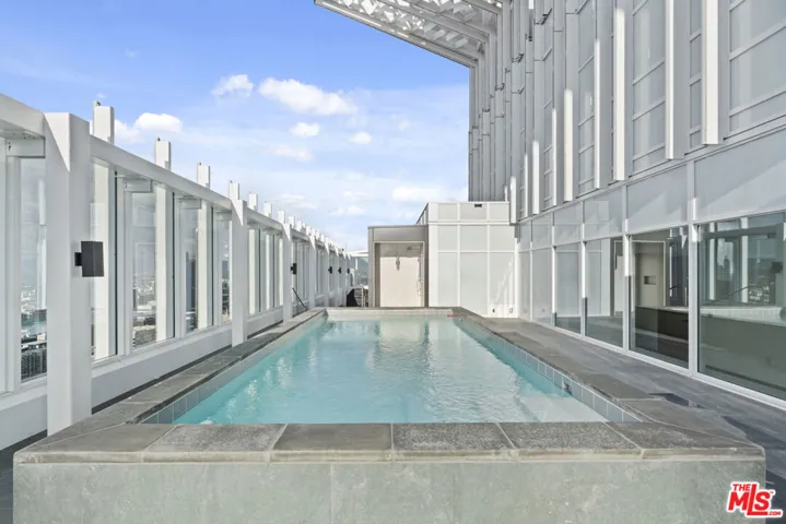 230 W Olympic Boulevard Ph 3, Los Angeles, California 90015