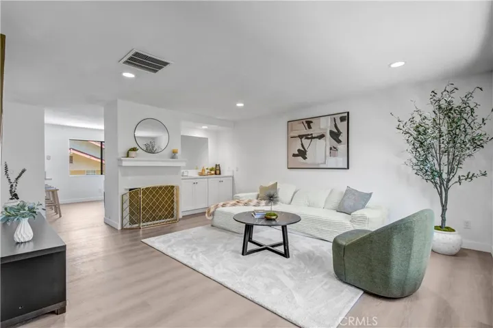 226 N Chandler B, Monterey Park, California 91754