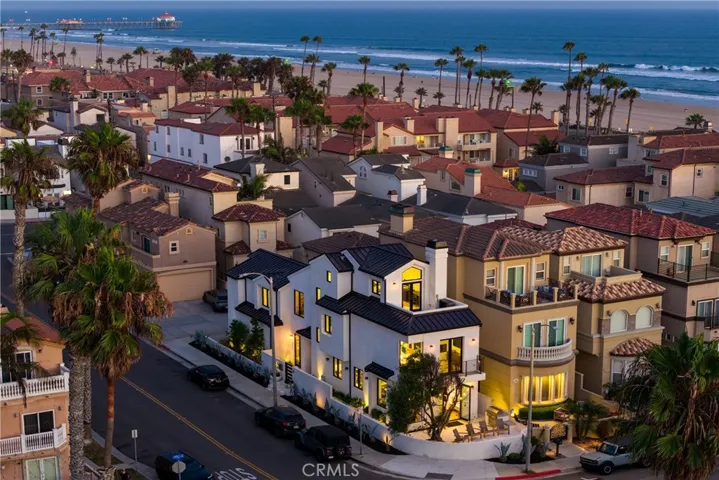 122 22nd Street, Huntington Beach, California 92648