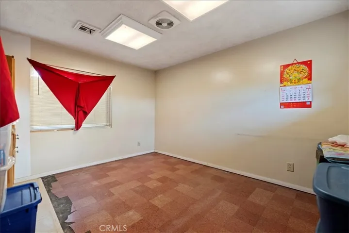 13285 Mesquite Road, Apple Valley, California 92308