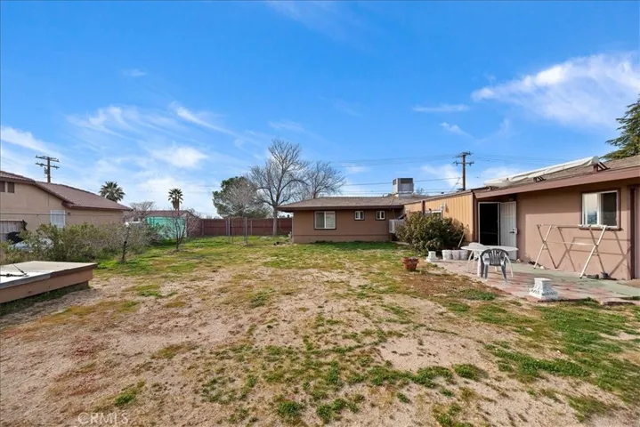 13285 Mesquite Road, Apple Valley, California 92308
