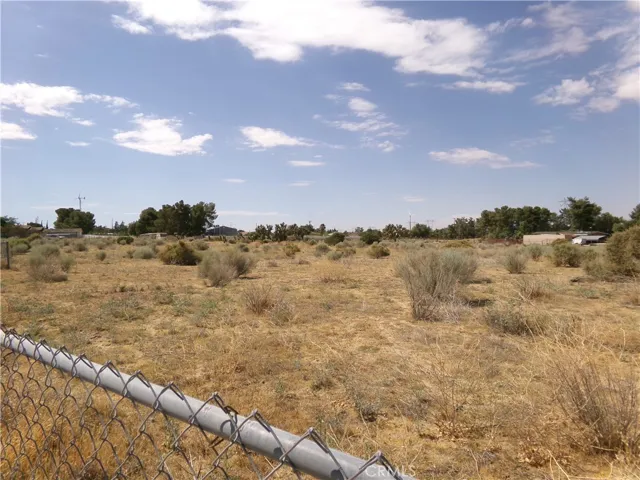 0 Rancho Road, Phelan, California 92371