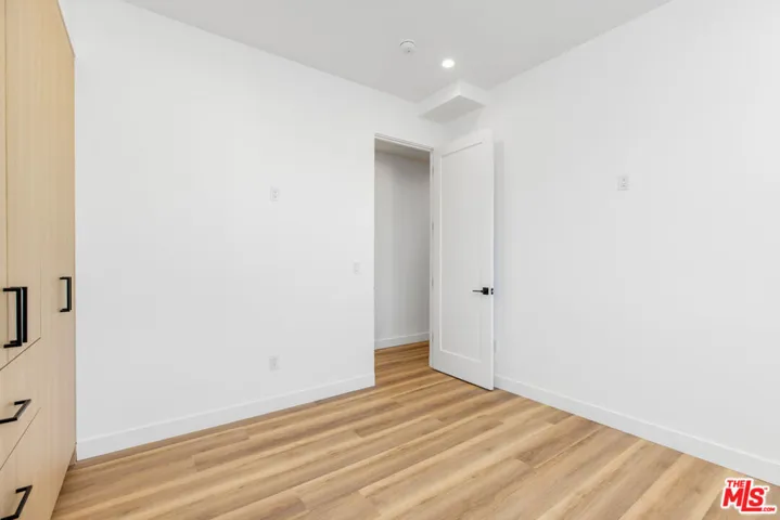 5223 W 20th Street 1/2, Los Angeles, California 90016