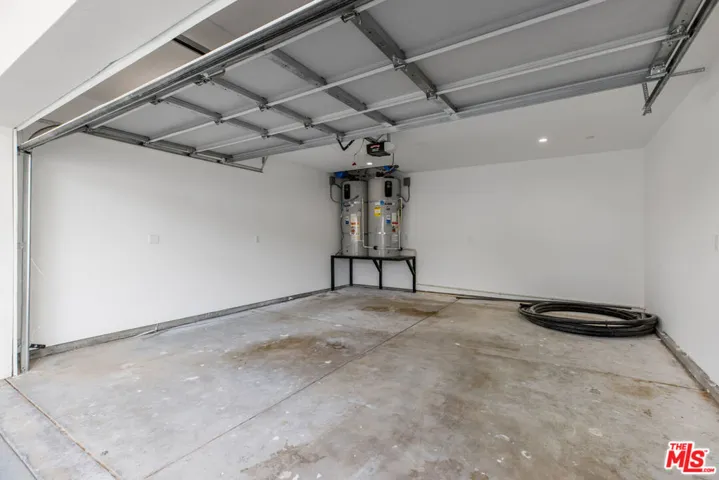 5223 W 20th Street 1/2, Los Angeles, California 90016