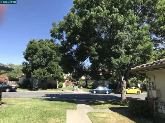 2118 Peppertree Way, Antioch, California 94509