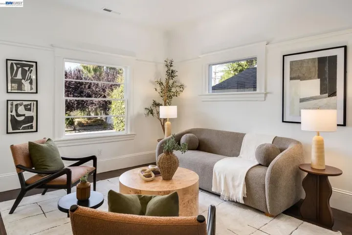 815 45th St, Oakland, California 94608