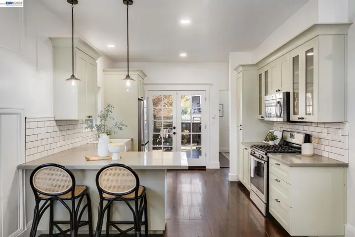 815 45th St, Oakland, California 94608