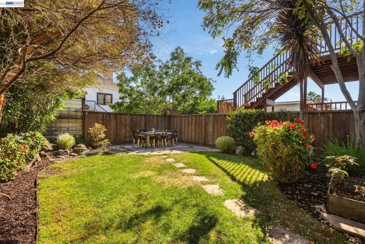 815 45th St, Oakland, California 94608